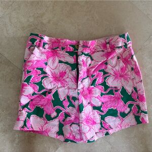 Lilly Pulitzer Pink and Green Floral Shorts - 2
